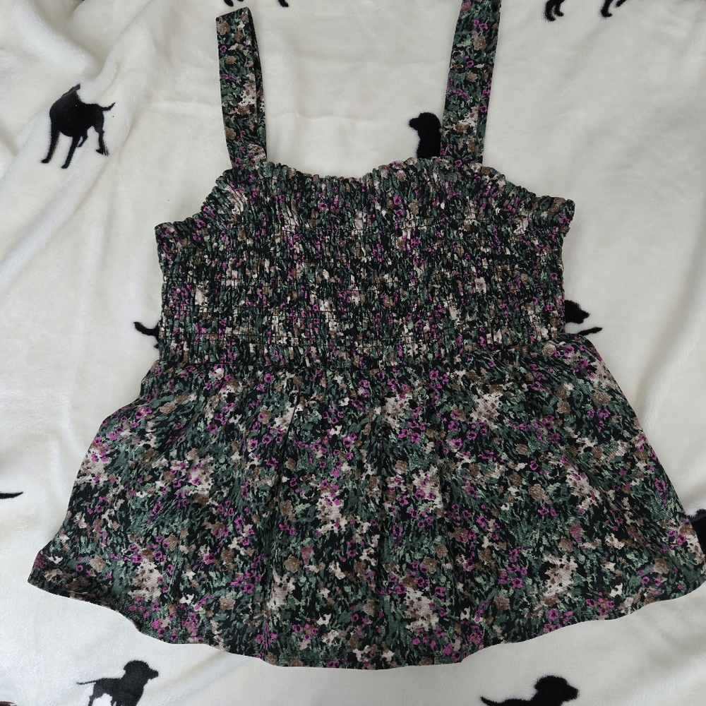 Reitmans Green and Pink Smocked Ruffled Tank Top